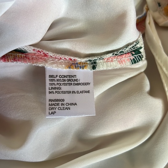 Antonio Melani The Nat Note Nellya Embroidered Floral Mesh Cropped Wide Leg Pant - Picture 10 of 12